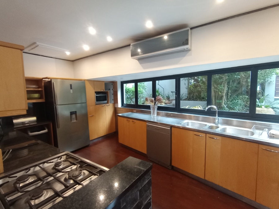 To Let  Bedroom Property for Rent in Camps Bay Western Cape